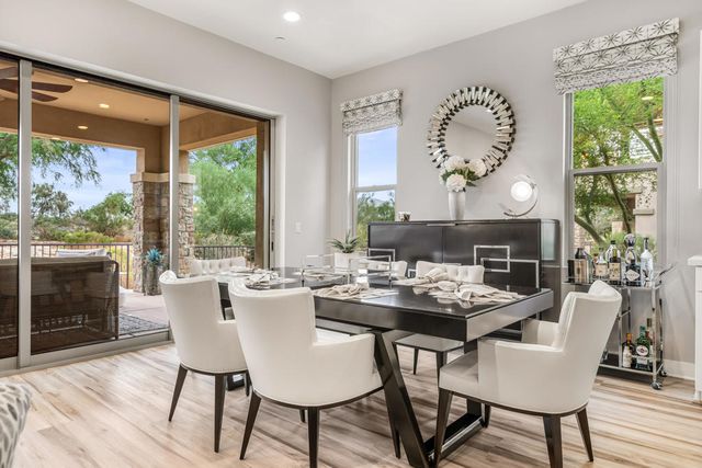 1002 Retreat Circle, Palm Desert, CA 92260