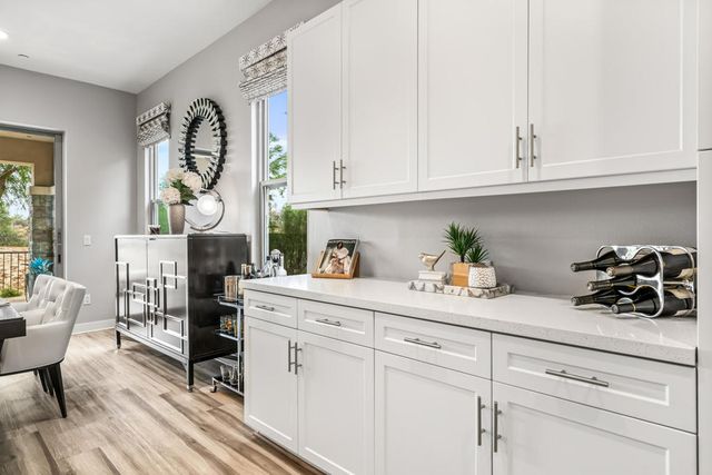 1002 Retreat Circle, Palm Desert, CA 92260