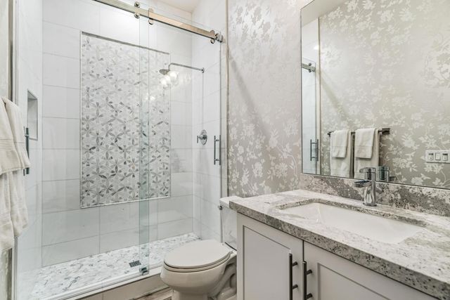 1002 Retreat Circle, Palm Desert, CA 92260