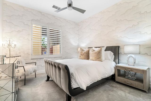 1002 Retreat Circle, Palm Desert, CA 92260