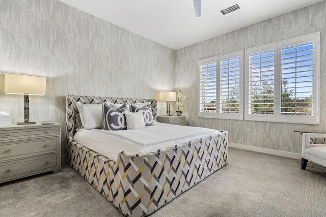 1002 Retreat Circle, Palm Desert, CA 92260