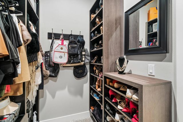 1002 Retreat Circle, Palm Desert, CA 92260