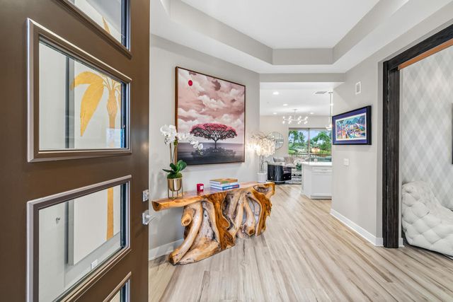 1002 Retreat Circle, Palm Desert, CA 92260