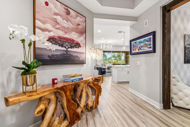 1002 Retreat Circle, Palm Desert, CA 92260