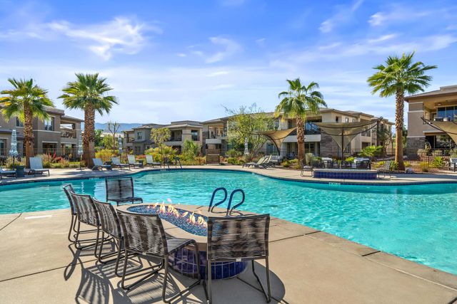 1002 Retreat Circle, Palm Desert, CA 92260