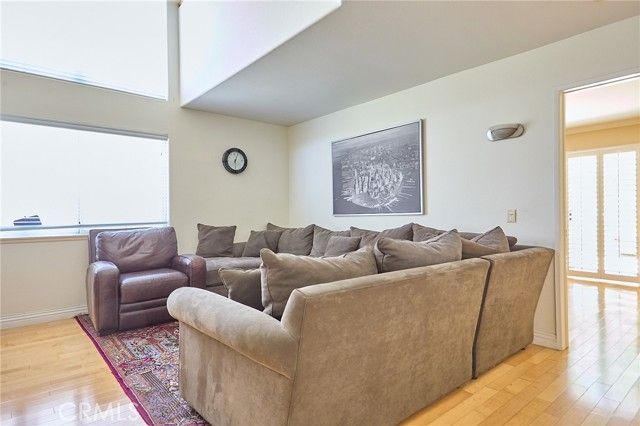 11244 Sierra Pass Place, Chatsworth (los Angeles), CA 91311