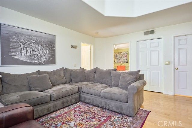 11244 Sierra Pass Place, Chatsworth (los Angeles), CA 91311