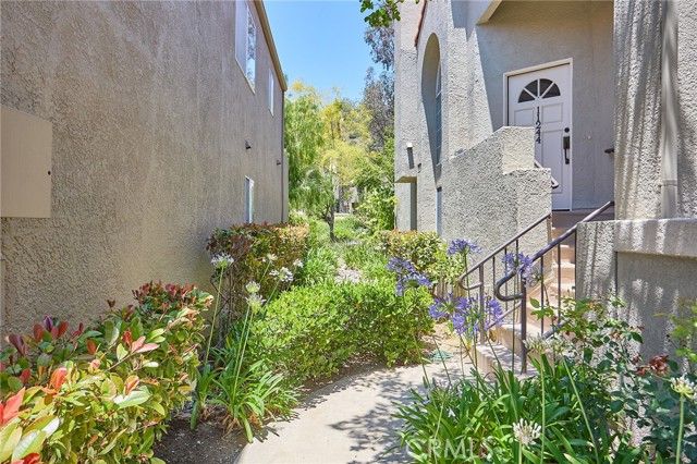 11244 Sierra Pass Place, Chatsworth (los Angeles), CA 91311