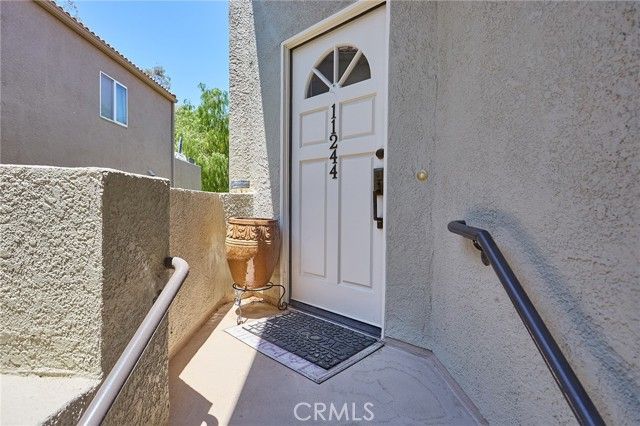 11244 Sierra Pass Place, Chatsworth (los Angeles), CA 91311