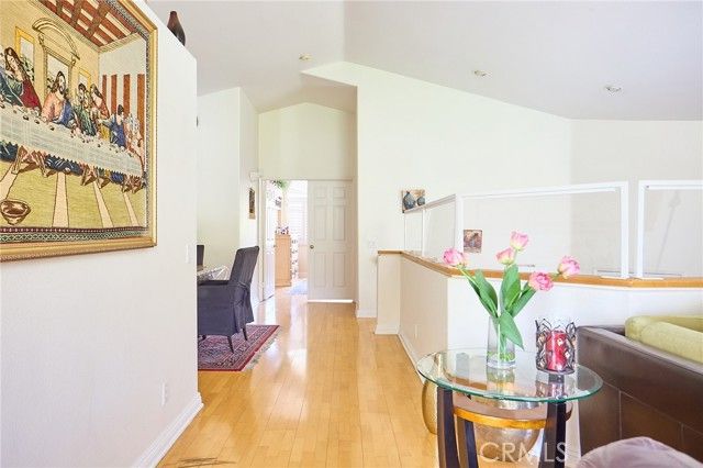 11244 Sierra Pass Place, Chatsworth (los Angeles), CA 91311