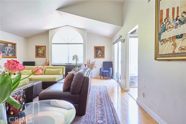 11244 Sierra Pass Place, Chatsworth (los Angeles), CA 91311