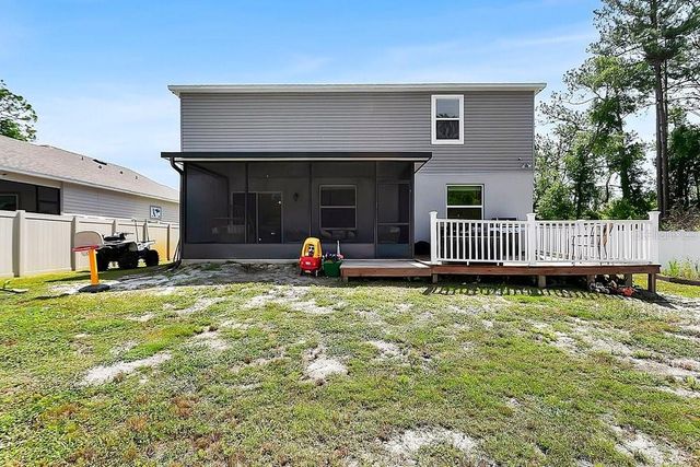 2042 1ST AVENUE, Deland, FL 32724