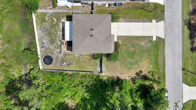 2042 1ST AVENUE, Deland, FL 32724