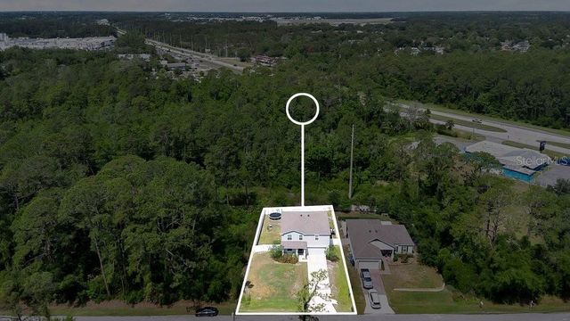 2042 1ST AVENUE, Deland, FL 32724
