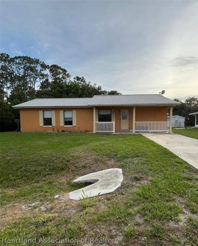 749 MEMORIAL Drive, Sebring, FL 33870