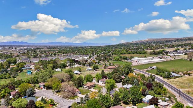 2665 N 250 E, North Ogden, UT 84414