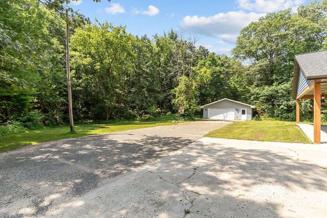 N2325 ELM STREET, Wautoma, WI 54982