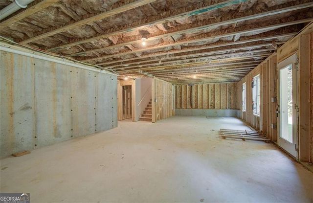 2749 Riverpine Trail, Atlanta, GA 30331