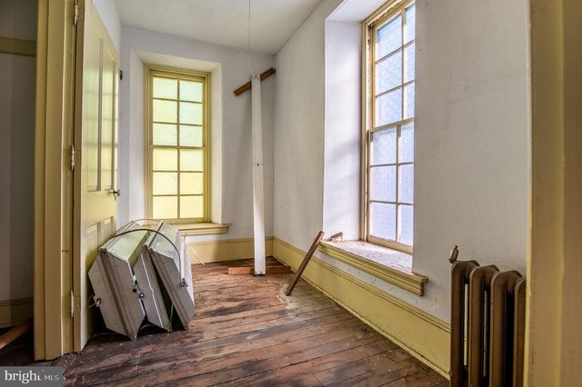 1638 YELLOW SPRINGS RD, Chester Springs, PA 19425