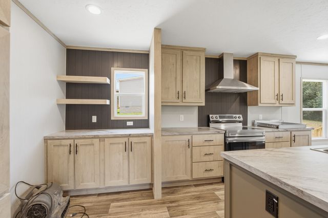 345 Meridian Dr, Smithville, TN 37166