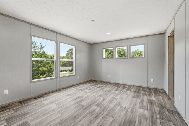 345 Meridian Dr, Smithville, TN 37166