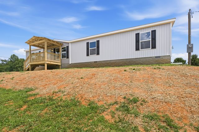 345 Meridian Dr, Smithville, TN 37166