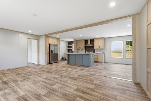 345 Meridian Dr, Smithville, TN 37166