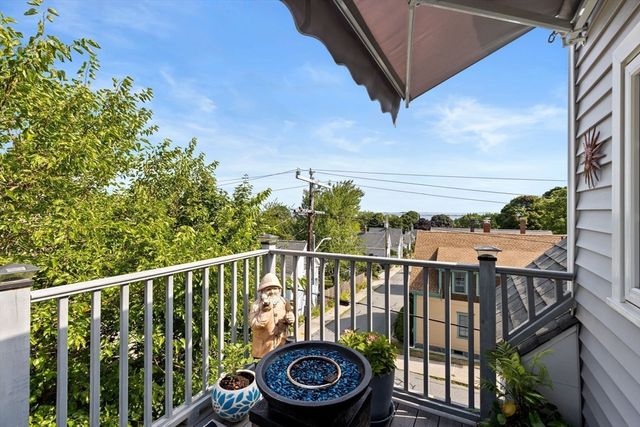 31 Mayflower St 3, Plymouth, MA 02360