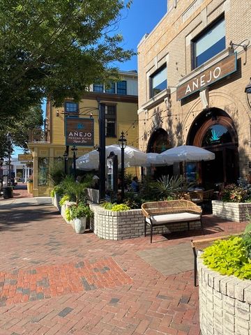 31 Mayflower St 3, Plymouth, MA 02360