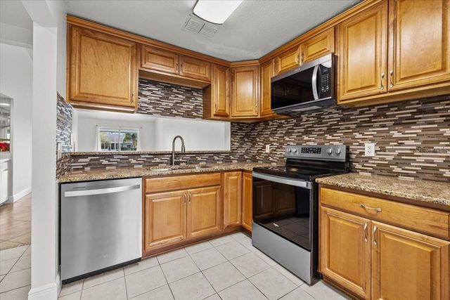 34 BRIGTON COURT, Safety Harbor, FL 34695