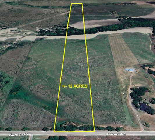 511 Farmer Road, Ennis, TX 75119