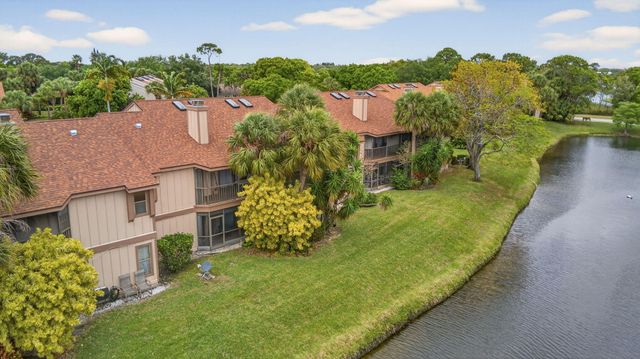 500 Crosswinds Drive C1, Greenacres, FL 33413