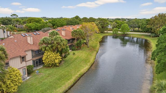 500 Crosswinds Drive C1, Greenacres, FL 33413