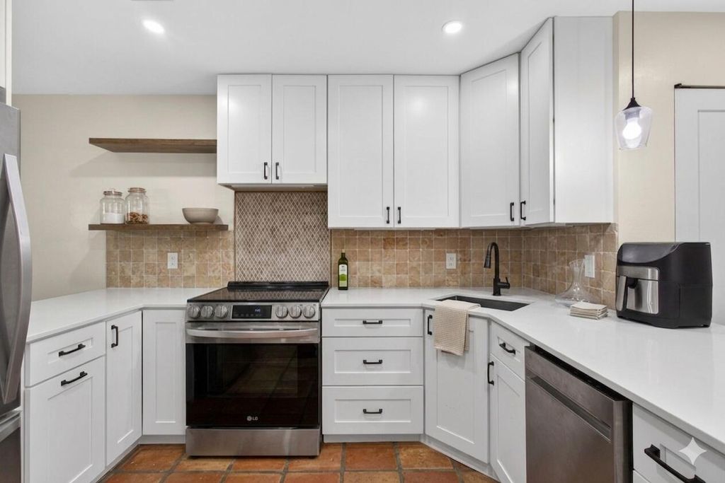 500 Crosswinds Drive C1, Greenacres, FL 33413
