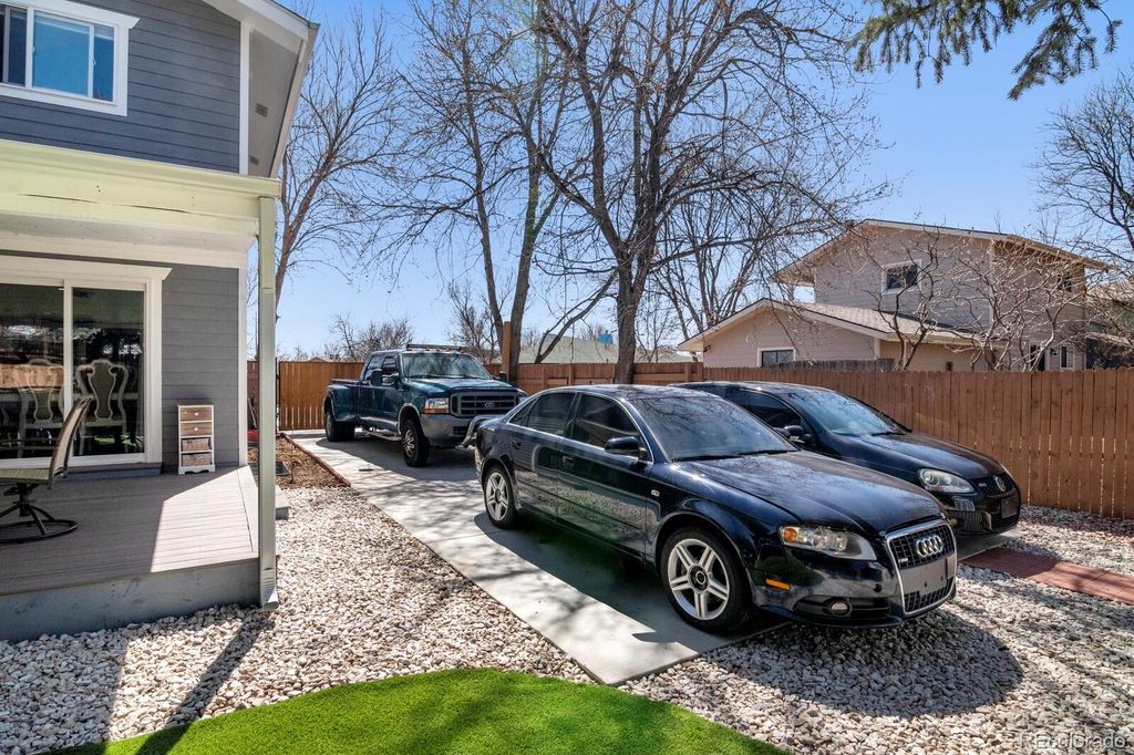 Image 12 of property listing at 1065 Modred Street, Lafayette, CO 80026
