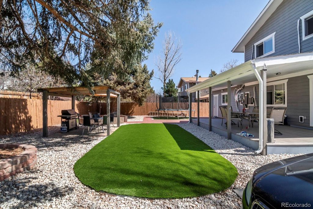 Image 31 of property listing at 1065 Modred Street, Lafayette, CO 80026