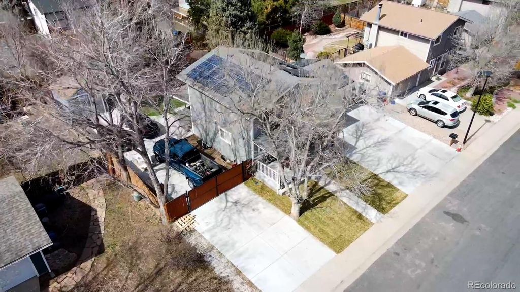 Image 32 of property listing at 1065 Modred Street, Lafayette, CO 80026