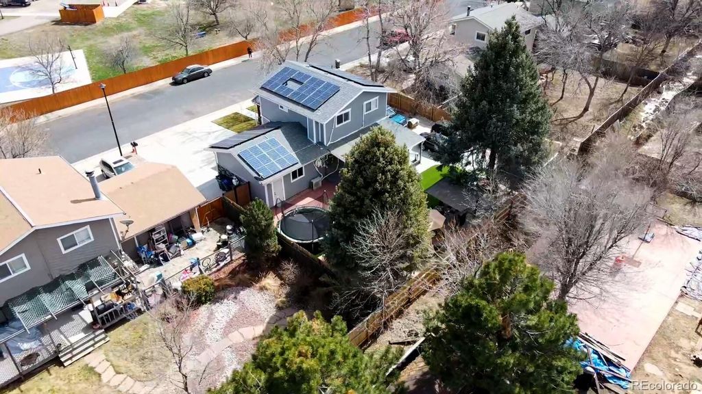 Image 33 of property listing at 1065 Modred Street, Lafayette, CO 80026