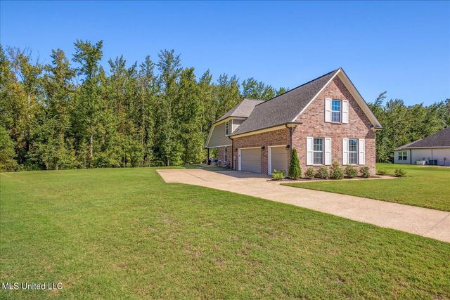 4440 Mitchell Place, Olive Branch, MS 38654