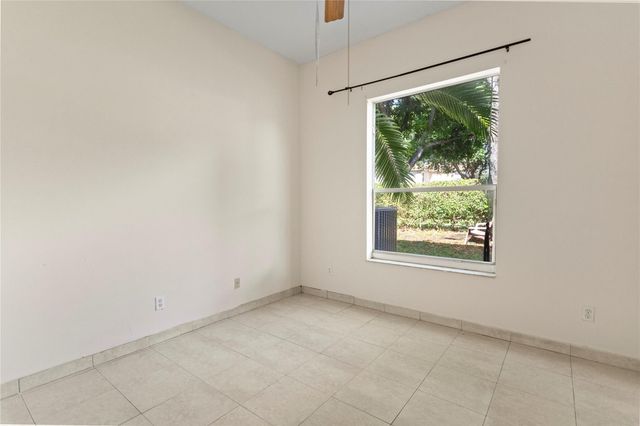 2215 NW 76th Terrace, Pembroke Pines, FL 33024
