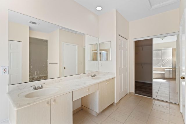 2215 NW 76th Terrace, Pembroke Pines, FL 33024