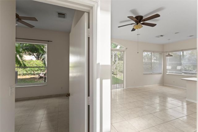 2215 NW 76th Terrace, Pembroke Pines, FL 33024