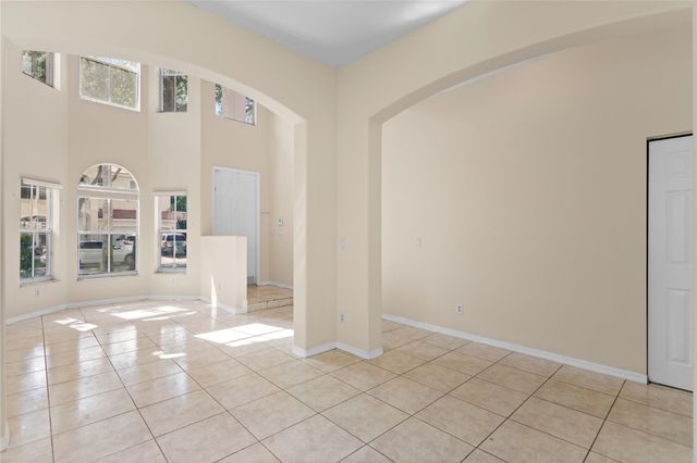 2215 NW 76th Terrace, Pembroke Pines, FL 33024