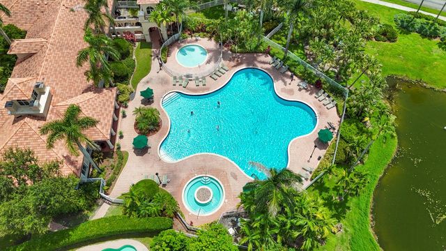 2215 NW 76th Terrace, Pembroke Pines, FL 33024