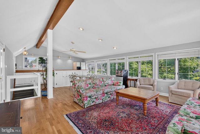 107 SUMMIT RD, Media, PA 19063