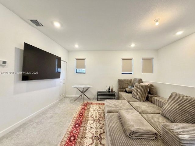 2950 Park Pl 5838, Dania Beach, FL 33312
