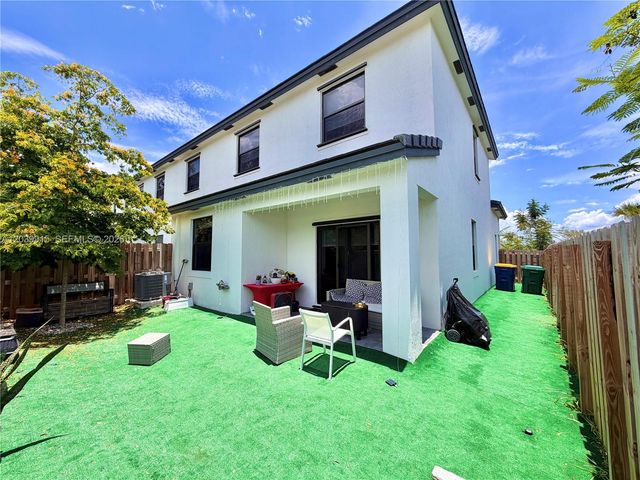 2950 Park Pl 5838, Dania Beach, FL 33312