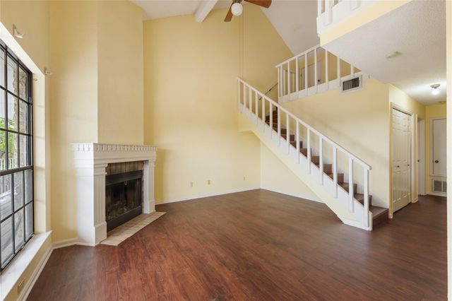 1610 Waterston Ave 11, Austin, TX 78703