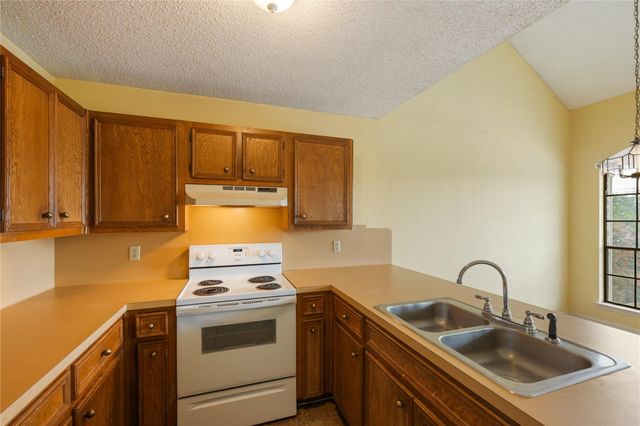 1610 Waterston Ave 11, Austin, TX 78703