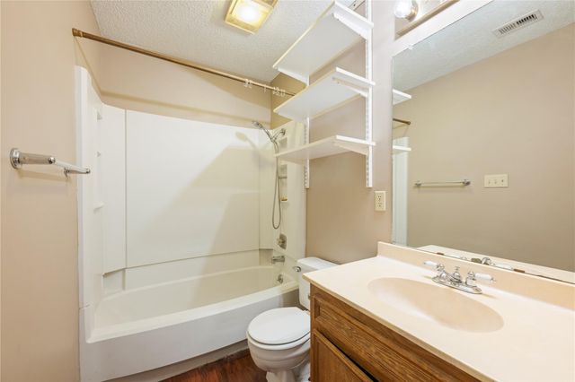 1610 Waterston Ave 11, Austin, TX 78703